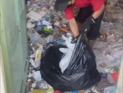 Jorok! Kamar Kos di Condongcatur Sleman Full Sampah Ditinggal Penghuni