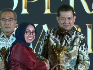Bupati Muba Terima Bakti Koperasi Nayaka Mahambara dalam Koperasi Awards 2026