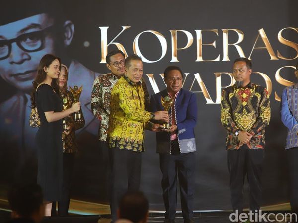 21 Kepala Daerah Raih Koperasi Awards 2026