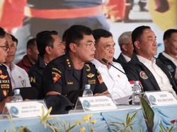 Operasi Gabungan Gagalkan Penyelundupan 2,6 Ton Sabu Cair & 1,57 Juta Rokok Ilegal