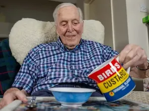 Berumur 100 Tahun Lebih, 5 Orang Ini Punya Kebiasaan Makan Tak Biasa!
