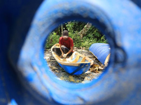 Dari Limbah Jadi Cuan, Perajin Aceh Ubah Drum Plastik Bekas Jadi Perahu Nelayan