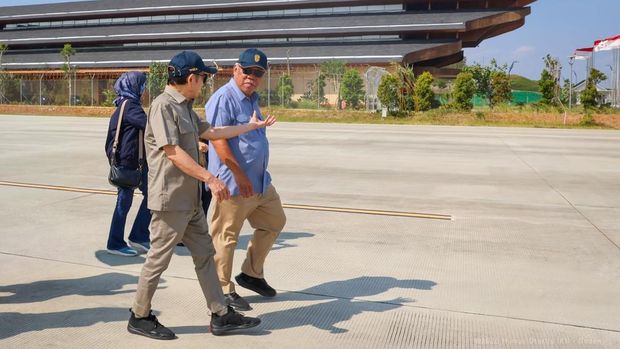 Tinjau sejumlah proyek strategis pembangunan Kawasan Nusantara pada Kamis (20/08/2026), Suharso Monoarfa apresiasi konsistensi dan progres pembangunan. (Dok Humas Otorita Ibu Kota Nusantara)