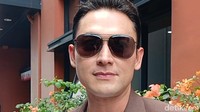 Lika-liku Awal Karier Indra Bruggman di Dunia Entertainment
