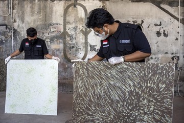 Jaring Ikan Bekas Disulap Jadi Panel hingga Peralatan Rumah