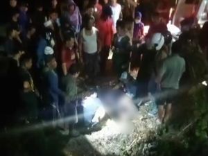 Pikap Tabrak Motor di Maros gegara Ambil Haluan Terlalu Kanan, 1 Orang Tewas