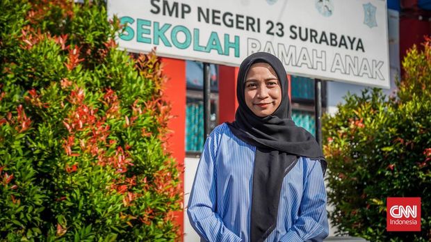 Kegiatan Makan Bergizi Gratis (MBG) di SMPN 23 Surabaya, Jawa Timur.