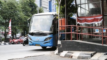 Aksi Kondektur Trans Semarang Maki Penumpang Berbuah Pemecatan