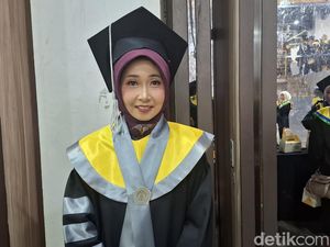 Bukan Akademisi, Mahatmya Raih Lulusan S3 Terbaik UI dengan IPK 3,96