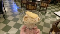 Nostalgia di Toko Oen Semarang, Ada Es Krim Klasik Rp35 Ribuan!
