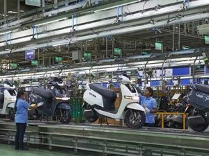Belajar dari India, Motor Lokal Tak Perlu Cap Nasional Biar Laris