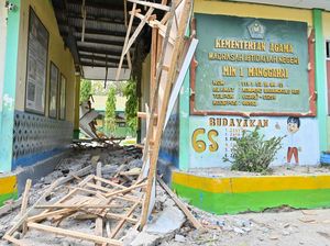 Kabar Terbaru Gempa Flores: 923 Sekolah Diliburkan, Sarana Darurat Sedang Dibangun