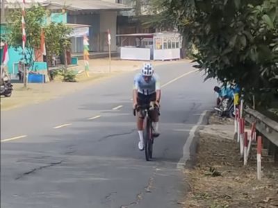 Melly Goeslaw Kasih Semangat Ale Hoed yang Berhenti di 782,46 Km Bentang Jawa