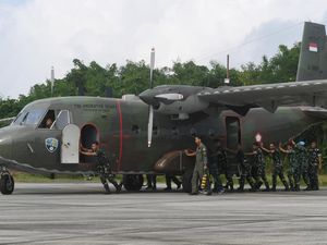 TNI AU Gencarkan Modifikasi Cuaca di Kalteng, 56 Ton NaCl Disebar