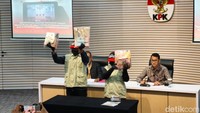 Rektor Unsoed dkk Tersangka Pemerasan Penerimaan Maba, KPK Sita Rp 665 Juta