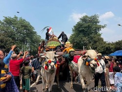 Parade Cikar Digelar, Rawat Tradisi dan Perkuat Peternakan di Kediri