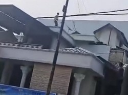 Viral Maling di Medan Beraksi Siang Bolong Kabur Lewat Atap Rumah