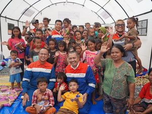 Pertamina Berikan Bantuan-Pendampingan untuk Warga Terdampak Gempa Flores