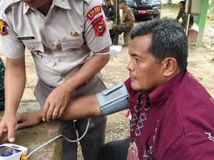 Video Bukan Cuma ISPA, Asap Karhutla Bisa Picu Asma hingga PPOK