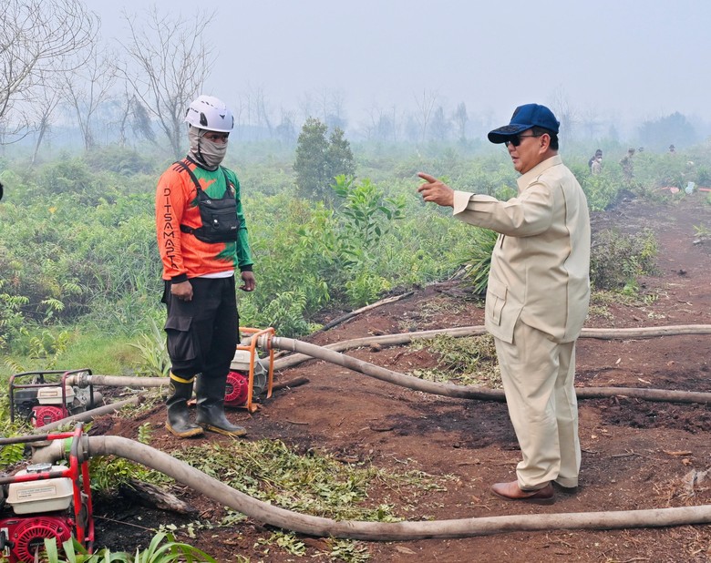 Prabowo Kunker ke Riau Hari Ini, Cek Penanganan Karhutla di Sumatera