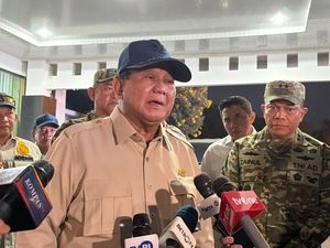 Prabowo Minta Tindak Tegas Pihak yang Terbukti Sebabkan Karhutla