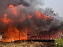 Sekolah Dasar di Pulau Petak Kapuas Terbakar, Butuh 2 Jam Padamkan Api