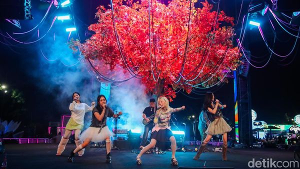 Semarak Hari Pertama LaLaLa Festival 2026 di JIExpo Kemayoran