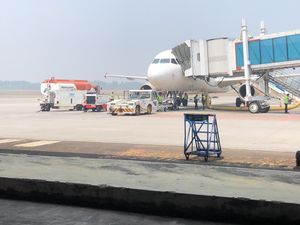 Kabut Asap Selimuti Palembang, Penerbangan di Bandara SMB II Tetap Normal