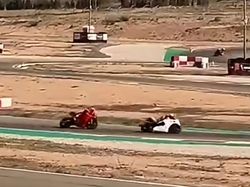 Wow! Rider Gunungkidul Veda Ega Latihan Bareng Marc Marquez di Spanyol