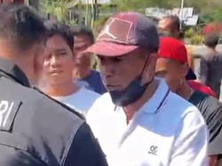 Belum Dapat Bantuan, Korban Gempa di Manggarai Adang Kendaraan Polisi