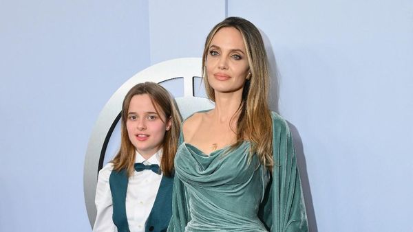 Ini Deretan Anak Jolie yang Buang Nama Brad Pitt, Terbaru Si Bungsu Vivienne!