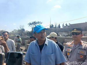 Pemkab Jamin Kesehatan-Pendidikan Warga Sade Korban Kebakaran