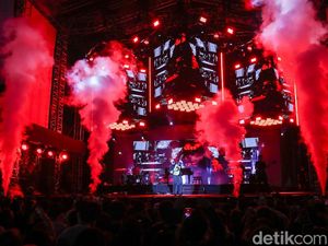 Lamaran hingga Kue Ulang Tahun, Begini Momen Perpisahan Kodaline di Indonesia