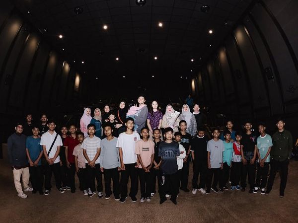 Kejutan Ultah Omesh dari Istri: Doa Bareng Para Calon Hafiz untuk Indonesia-Gaza