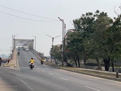Jalinsum Palembang-Indralaya Mulai Diselimuti Asap, Lalin Berjalan Normal