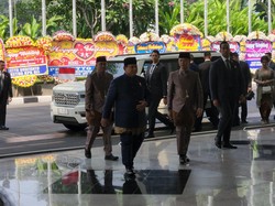 Prabowo hingga Jokowi Hadiri Pernikahan Sespri Rizky Irmansyah