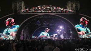Rex Orange County Tutup Hari Pertama LaLaLa Fest Dengan Kolaborasi Bersama Matt Maltese