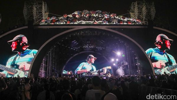 Rex Orange County Tutup Hari Pertama LaLaLa Fest Dengan Kolaborasi Bersama Matt Maltese