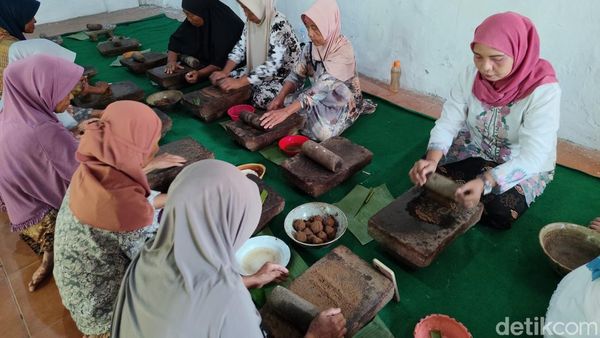 Melihat Tradisi Mipis Boreh Khas Keraton Kasepuhan Cirebon