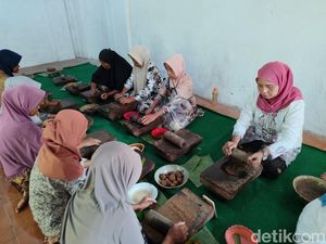 Melihat Tradisi Mipis Boreh Khas Keraton Kasepuhan Cirebon