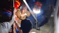 Wanita Tercebur Sumur 17 Meter di Bogor, Selamat Usai Dievakuasi Damkar