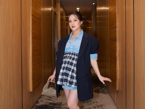 Adhisty Zara Hamil Besar, Eksis Raih Penghargaan