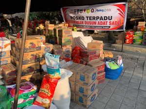 Bulog Kirim 1 Ton Beras untuk Warga Kampung Adat Sade Korban Kebakaran