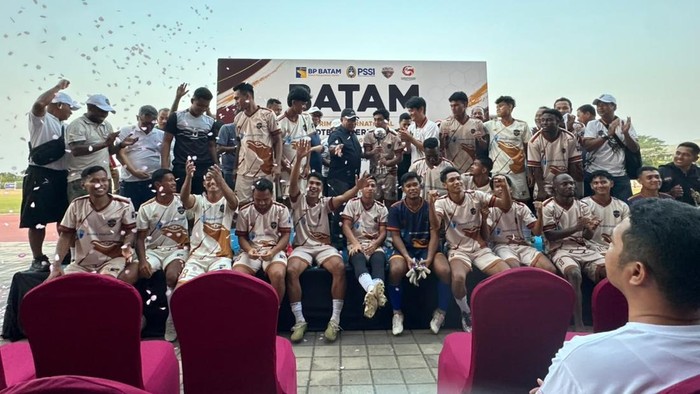 Batam Prime FC keluar sebagai juara Batam International Football Series (BIFS) 2026 setelah mengalahkan Garudayaksa Jakarta dengan skor 3-2 pada pertandingan final di Stadion Gelora Citra Mas, Batam, Minggu (23/8/2026).