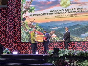 BRIN Berikan Sarwono Award pada Pakar Konservasi UI, Ini Profil Jatna Supriatna