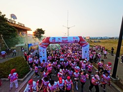 Family Color Fun Run di PIK Bawa Pesan Hidup Sehat & Bebas dari Narkoba