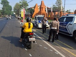 Kecelakaan Karambol Motor di Mojokerto Tewaskan Kurir Paket