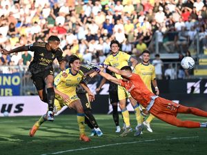 Hasil Frosinone Vs Juventus: Bianconeri Menang, Vicario Cedera