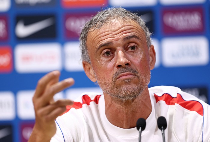 Soccer Football - Trophee des Champions - Paris St Germain Press Conference - Campus Paris St Germain, Poissy, France - August 15, 2026 Paris Saint Germain coach Luis Enrique during the press conference REUTERS/Tom Nicholson