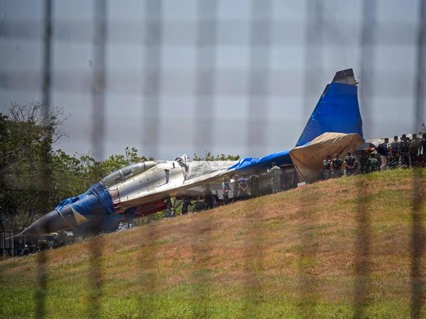 Pesawat Tempur Sukhoi Tergelincir di Bandara Sultan Hasanuddin